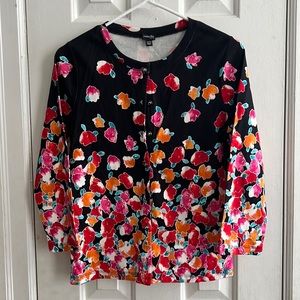 Size s floral button up cardigan